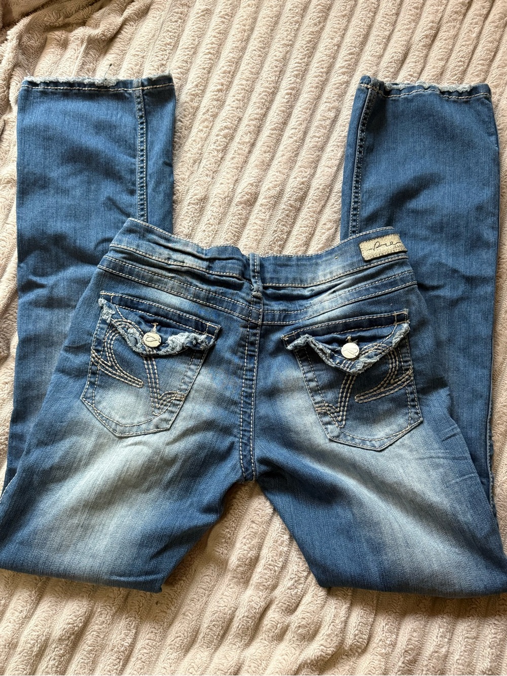 Women’s Blue Denim Jeans with Embroidered Back Pockets